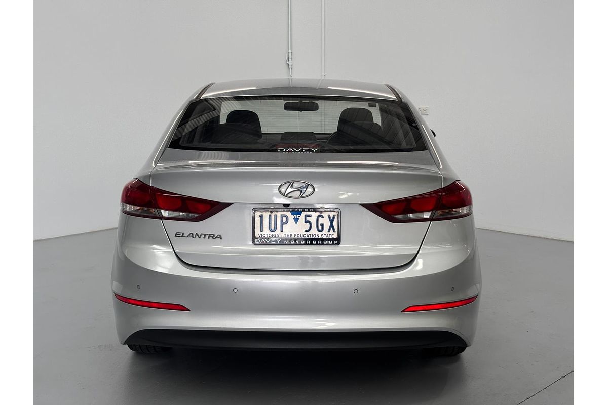 2019 Hyundai Elantra Active AD.2