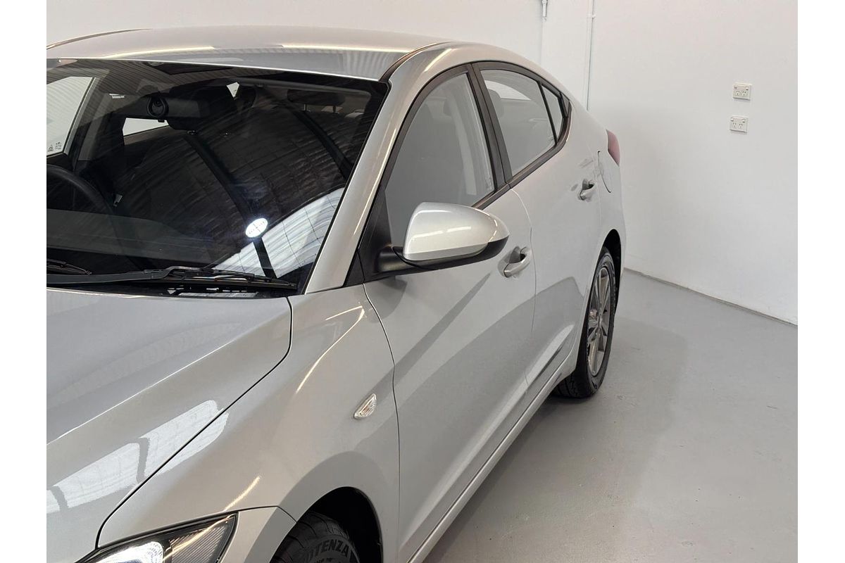 2019 Hyundai Elantra Active AD.2