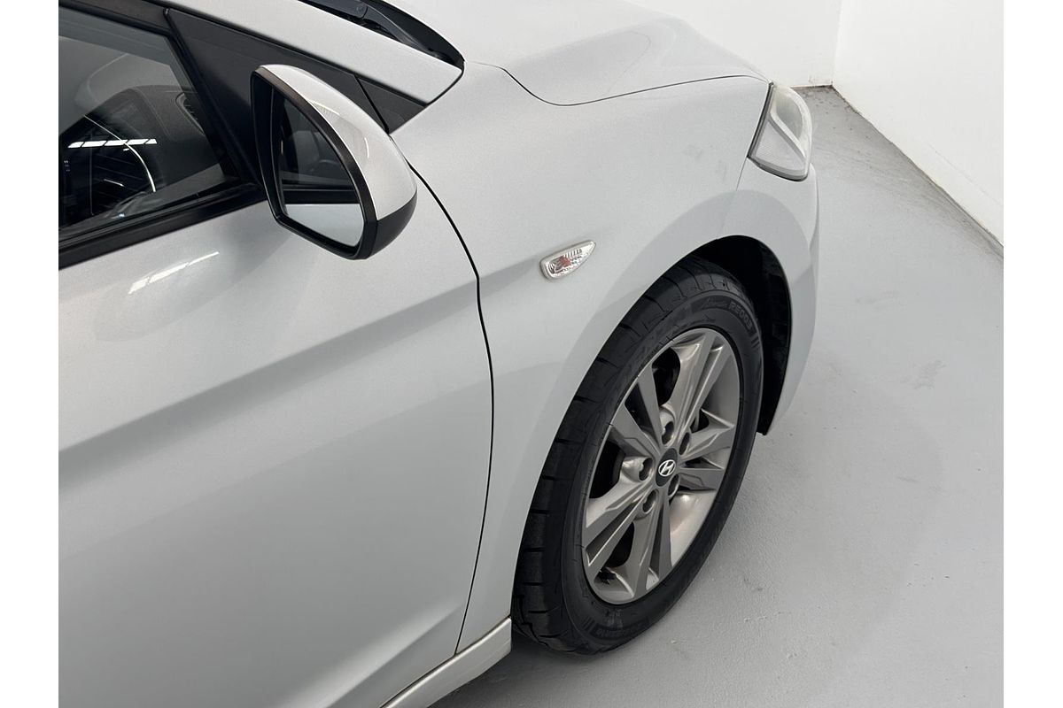 2019 Hyundai Elantra Active AD.2