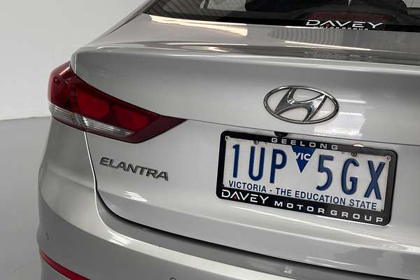 2019 Hyundai Elantra Active AD.2