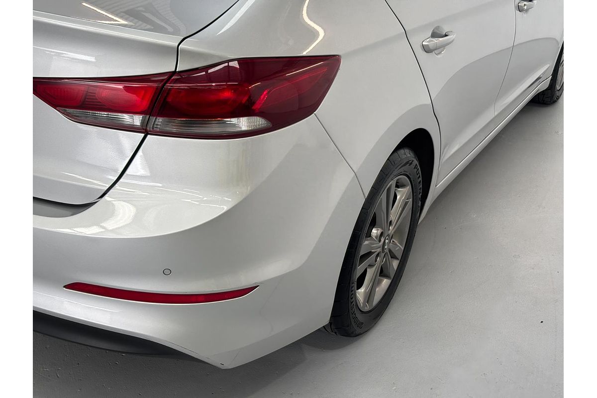 2019 Hyundai Elantra Active AD.2