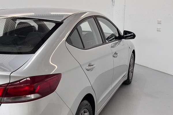 2019 Hyundai Elantra Active AD.2