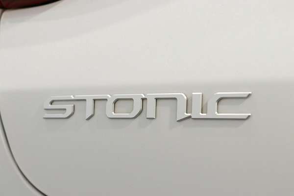 2022 Kia Stonic S YB