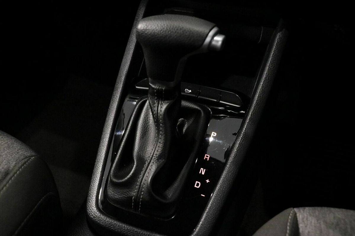2022 Kia Stonic S YB