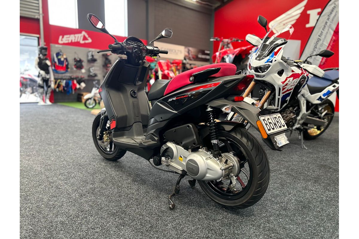2019 Aprilia SR MOTARD 125