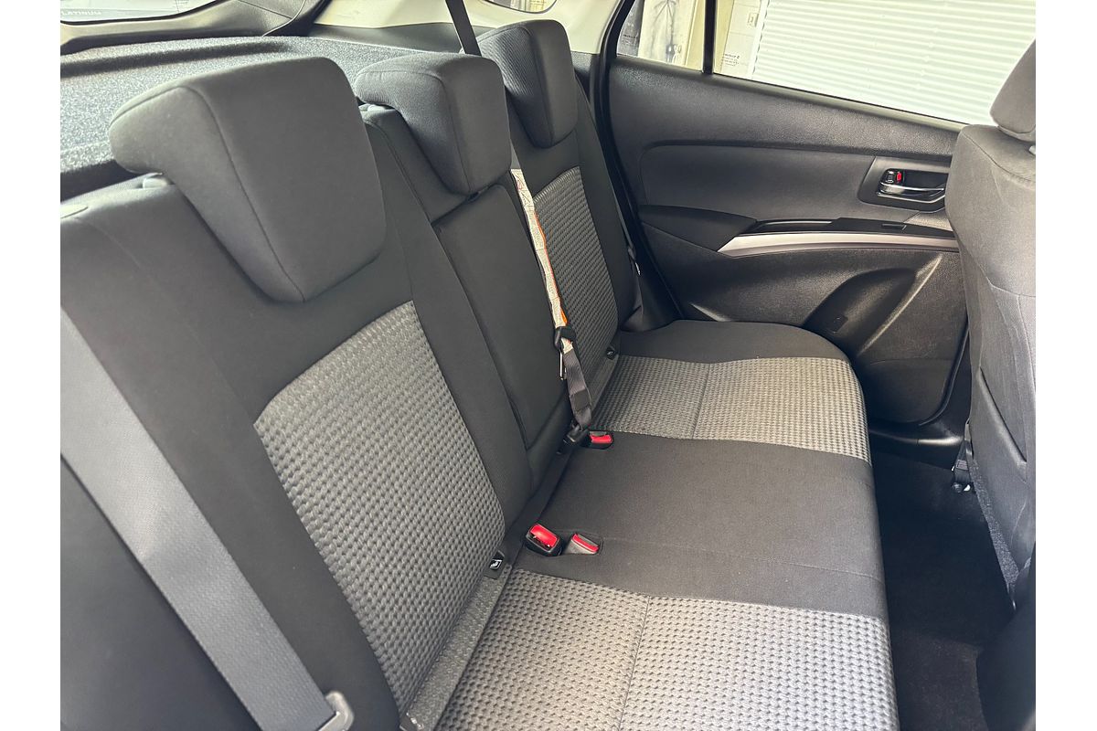 2023 Suzuki S-Cross JYB