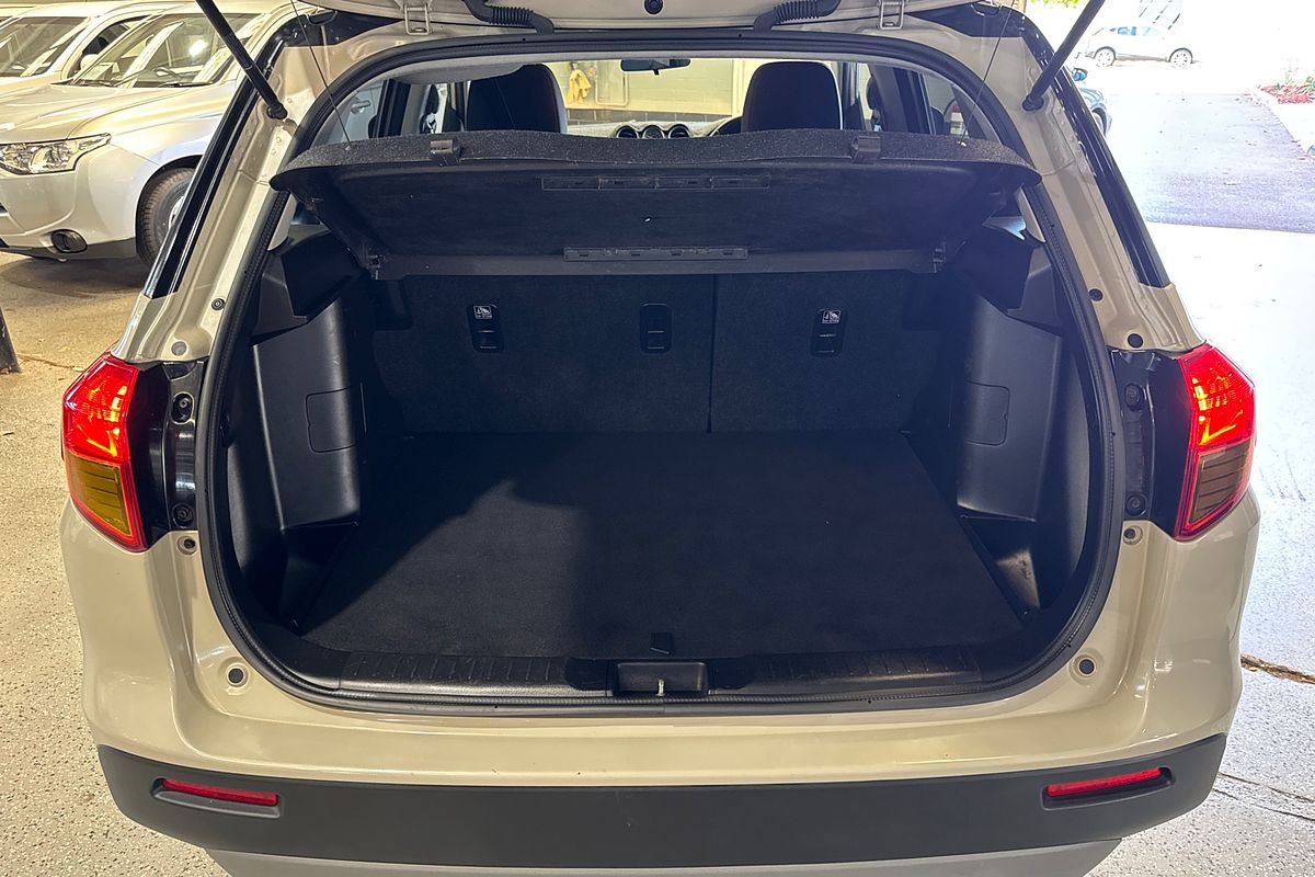 2016 Suzuki Vitara RT-S LY