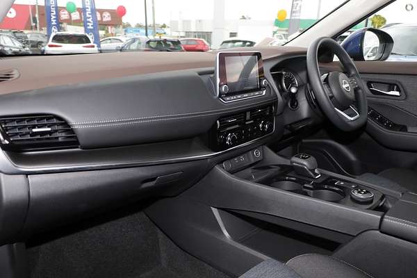 2025 Nissan X-TRAIL ST T33