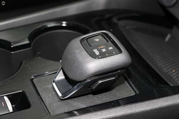 2025 Nissan X-TRAIL ST T33