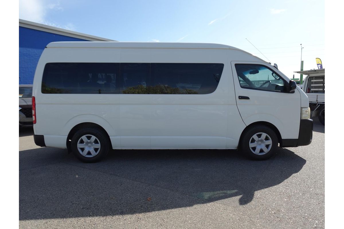 2017 Toyota Hiace Commuter KDH223R