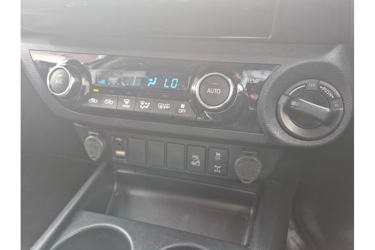 2021 Toyota Hilux