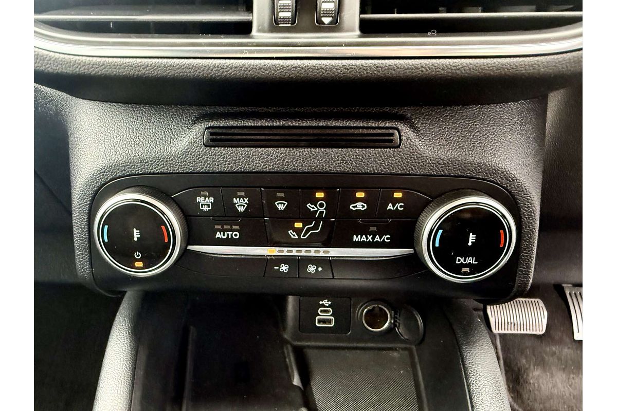 2023 Ford Escape ZH