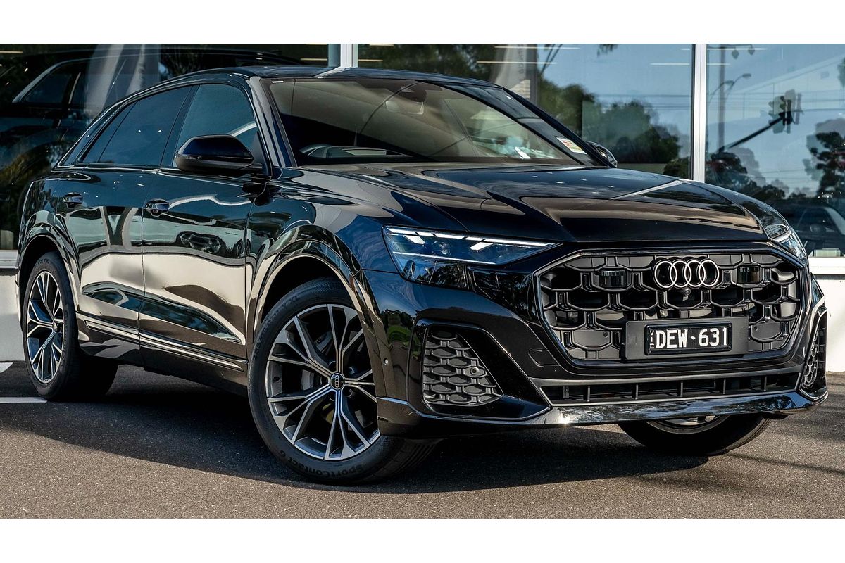 2024 Audi Q8 50 TDI S line F1