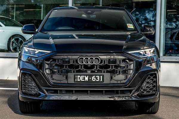 2024 Audi Q8 50 TDI S line F1