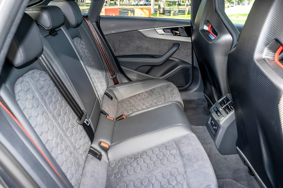 2024 Audi RS5 F5