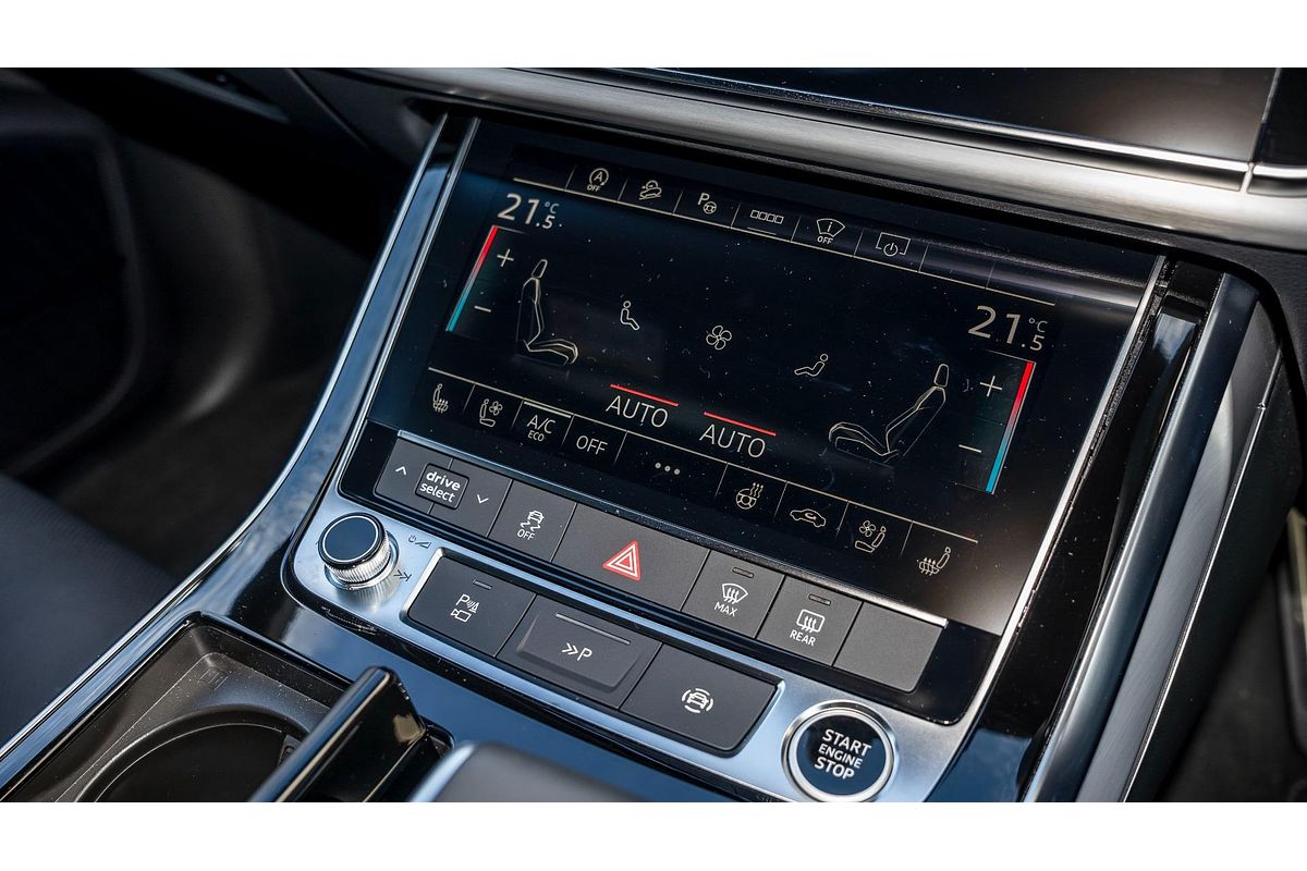 2024 Audi Q8 50 TDI S line F1