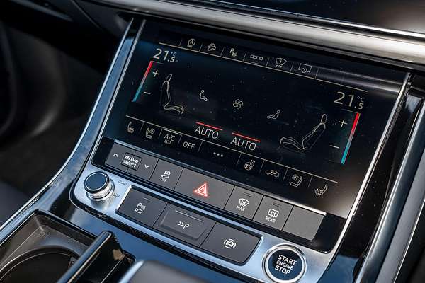 2024 Audi Q8 50 TDI S line F1