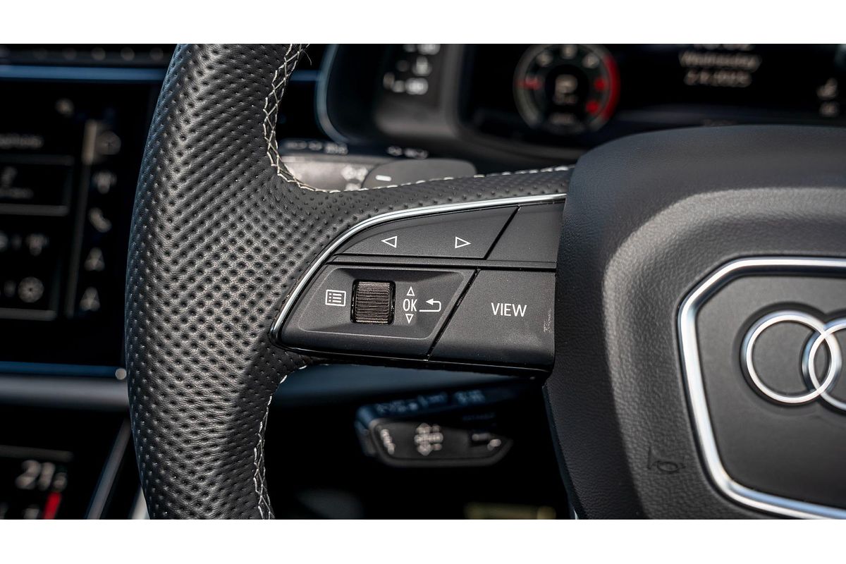 2024 Audi Q8 50 TDI S line F1