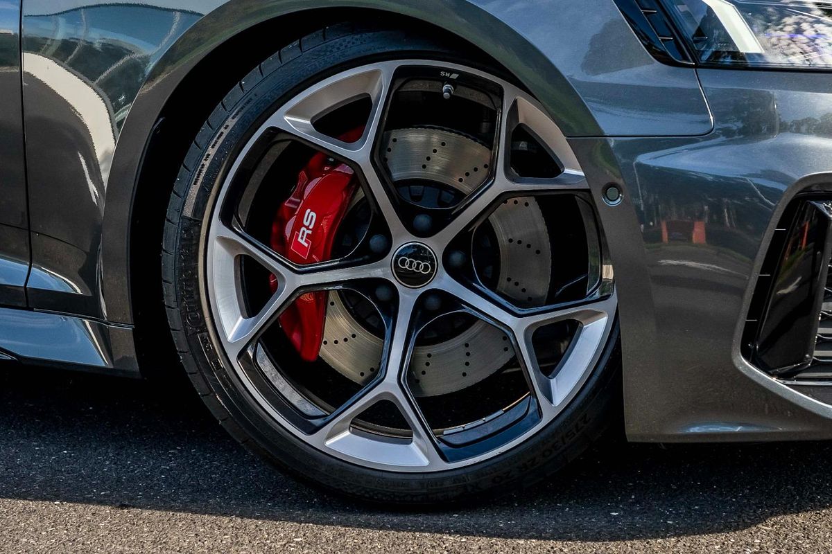 2024 Audi RS5 F5