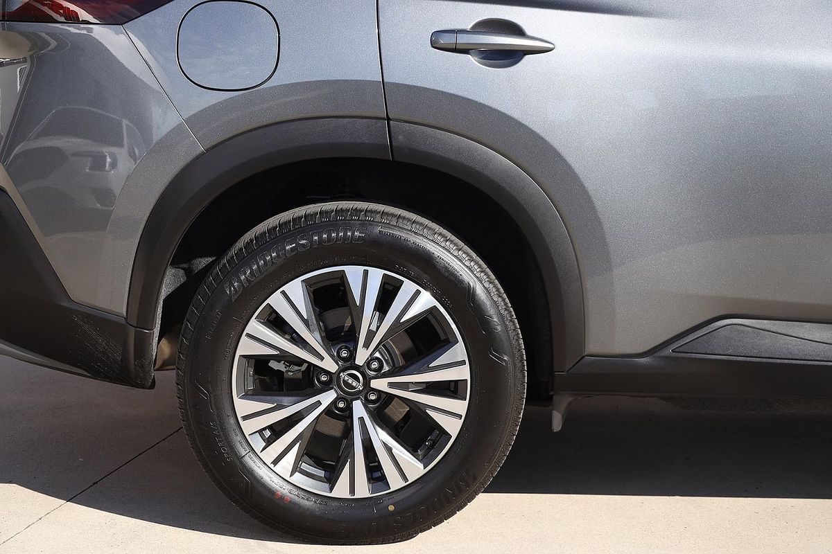 2024 Nissan X-TRAIL ST-L T33