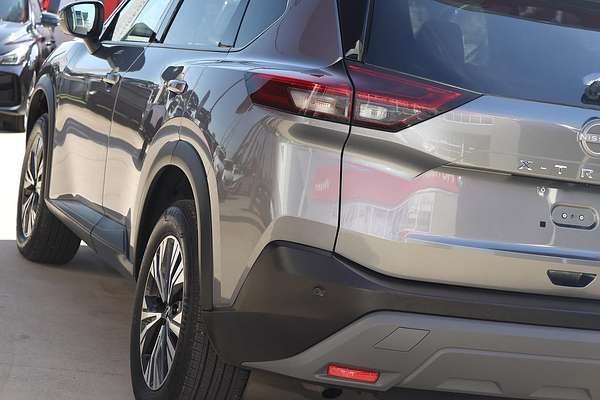 2024 Nissan X-TRAIL ST-L T33