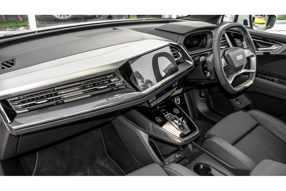 2024 Audi Q4 e-tron 45 F4