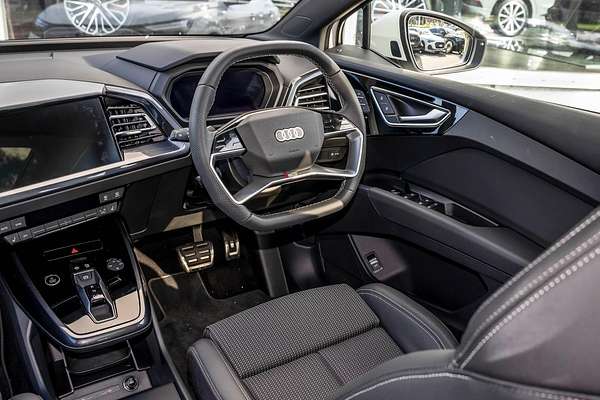 2024 Audi Q4 e-tron 45 F4