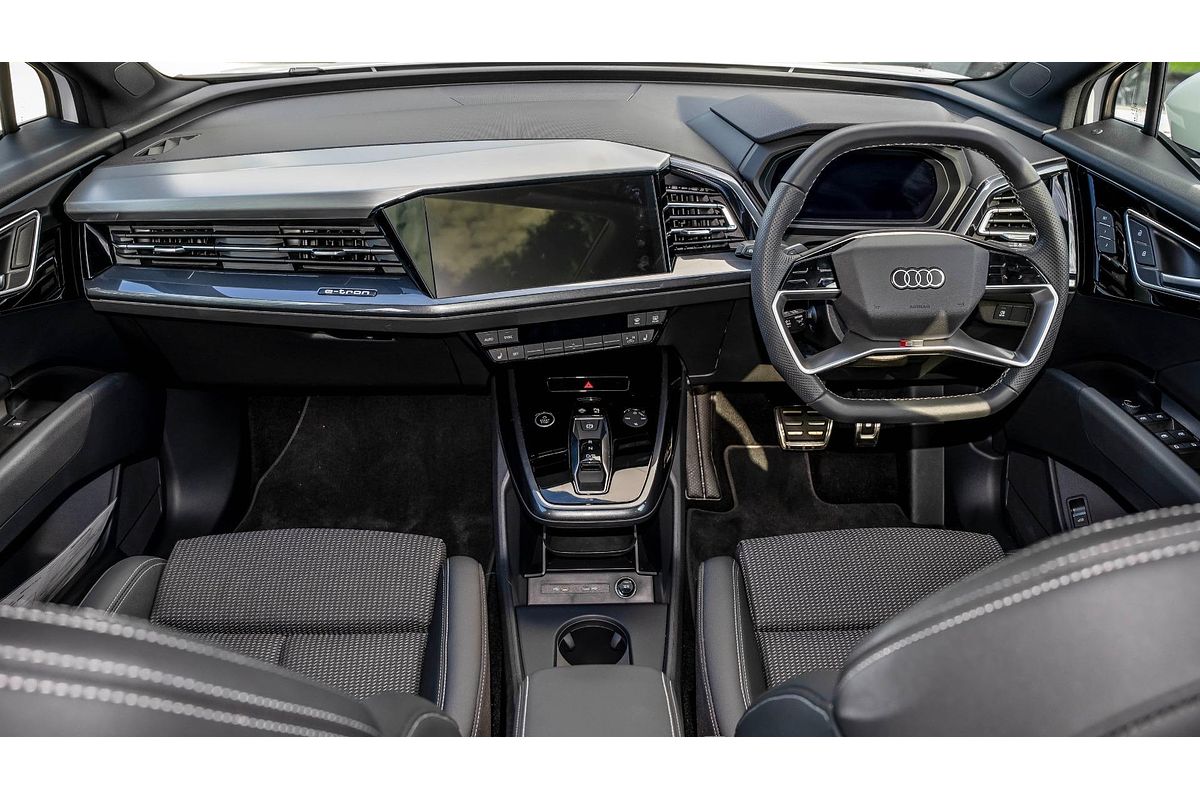 2024 Audi Q4 e-tron 45 F4