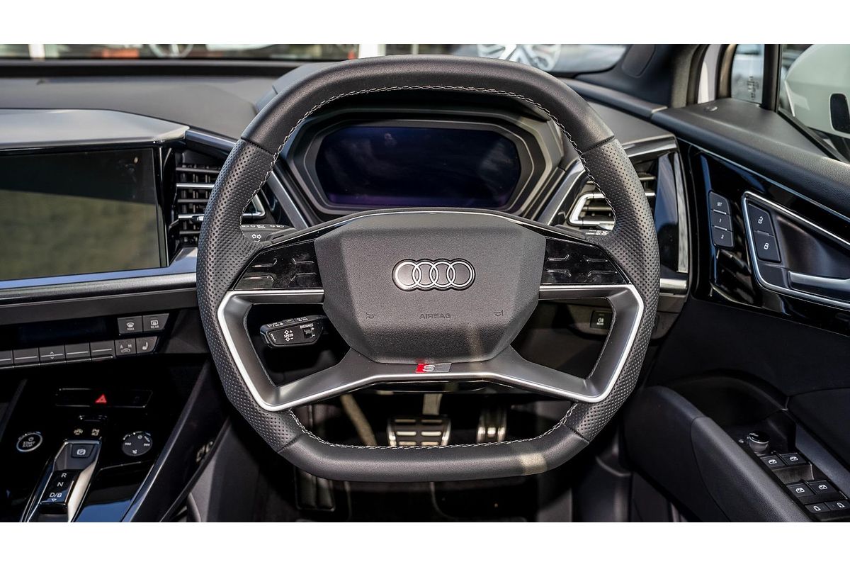2024 Audi Q4 e-tron 45 F4