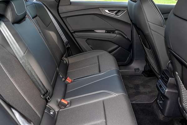 2024 Audi Q4 e-tron 45 F4