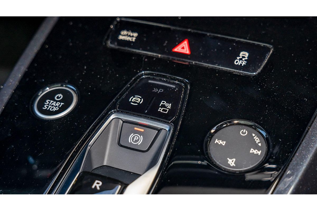 2024 Audi Q4 e-tron 45 F4