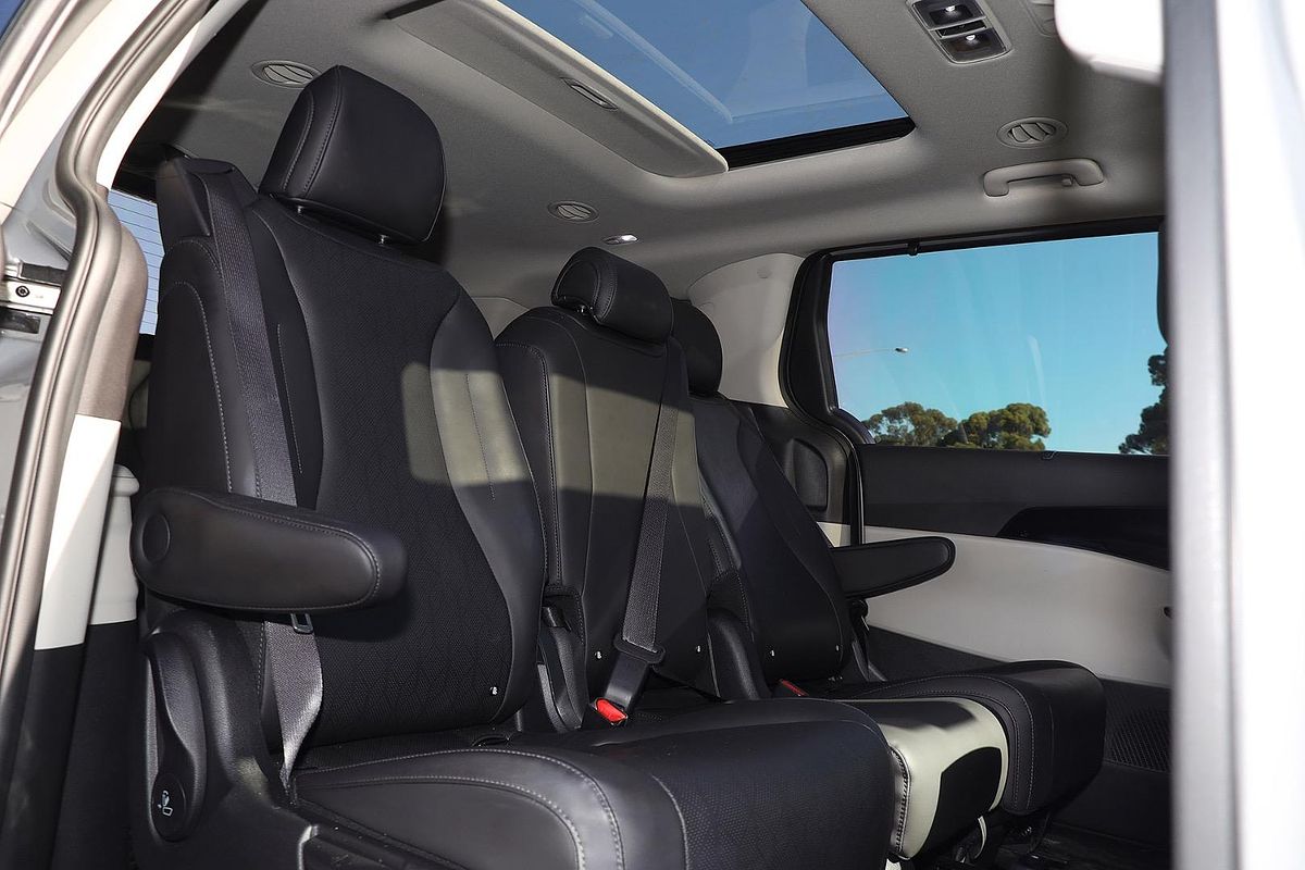 2021 Kia Carnival Platinum KA4