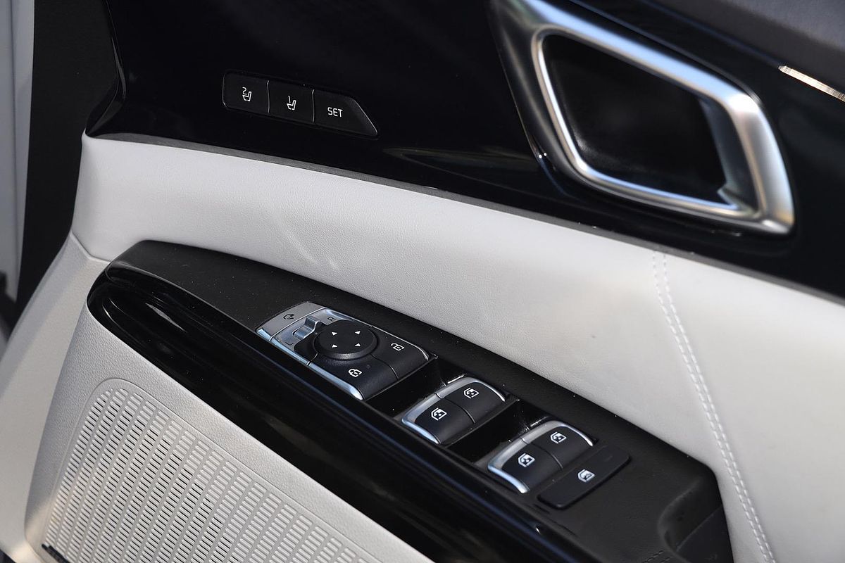 2021 Kia Carnival Platinum KA4