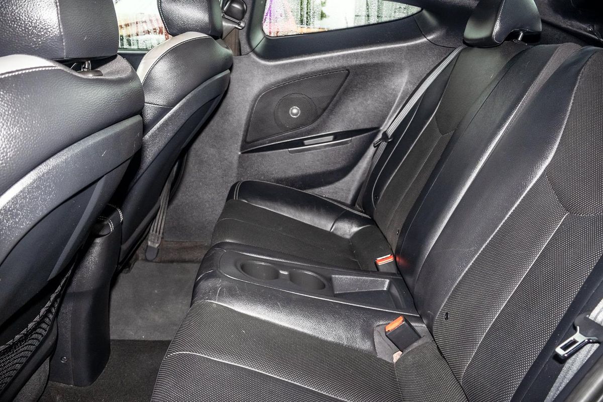 2015 Hyundai Veloster SR Turbo FS4 Series II
