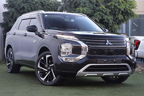 2023 Mitsubishi Outlander PHEV Exceed ZM