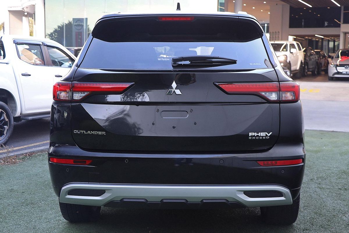 2023 Mitsubishi Outlander PHEV Exceed ZM