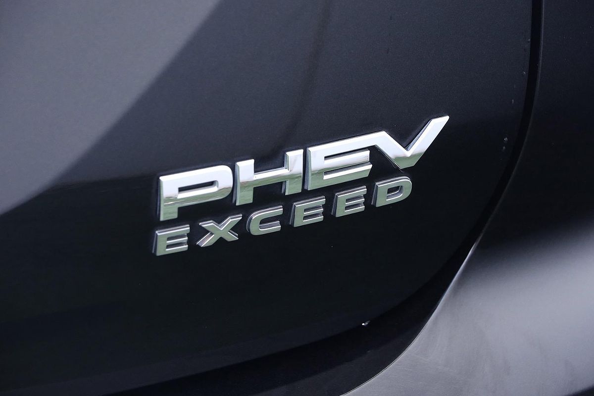 2023 Mitsubishi Outlander PHEV Exceed ZM