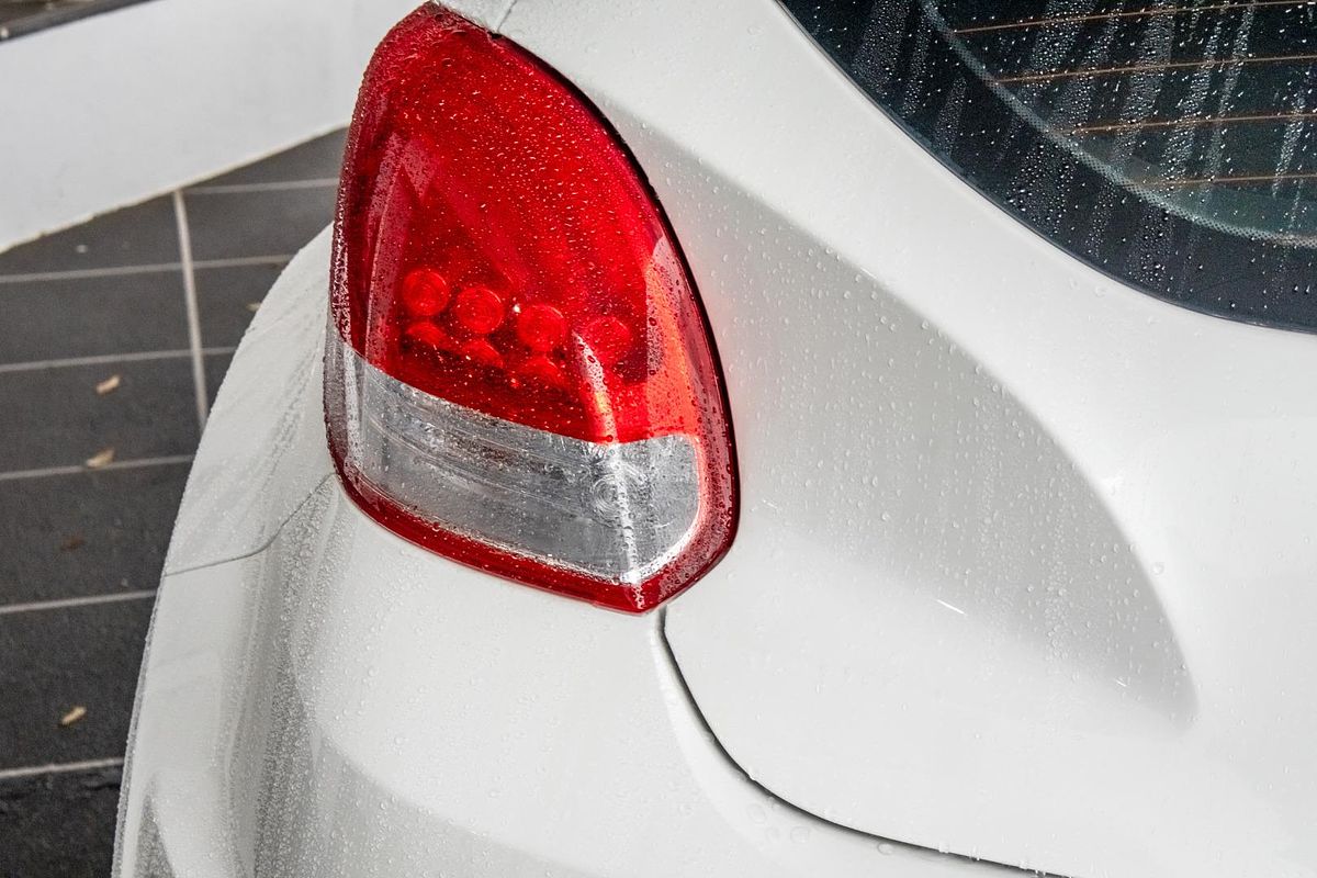 2015 Hyundai Veloster SR Turbo FS4 Series II