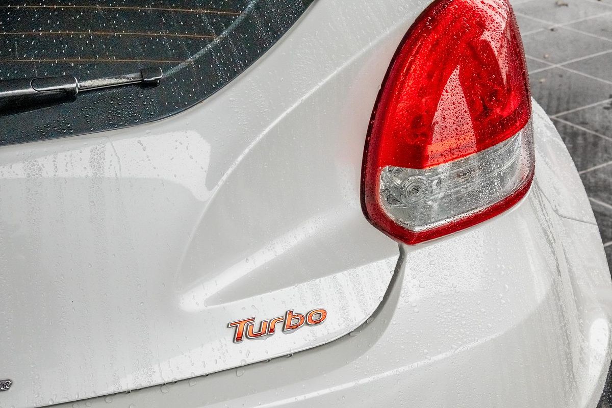 2015 Hyundai Veloster SR Turbo FS4 Series II