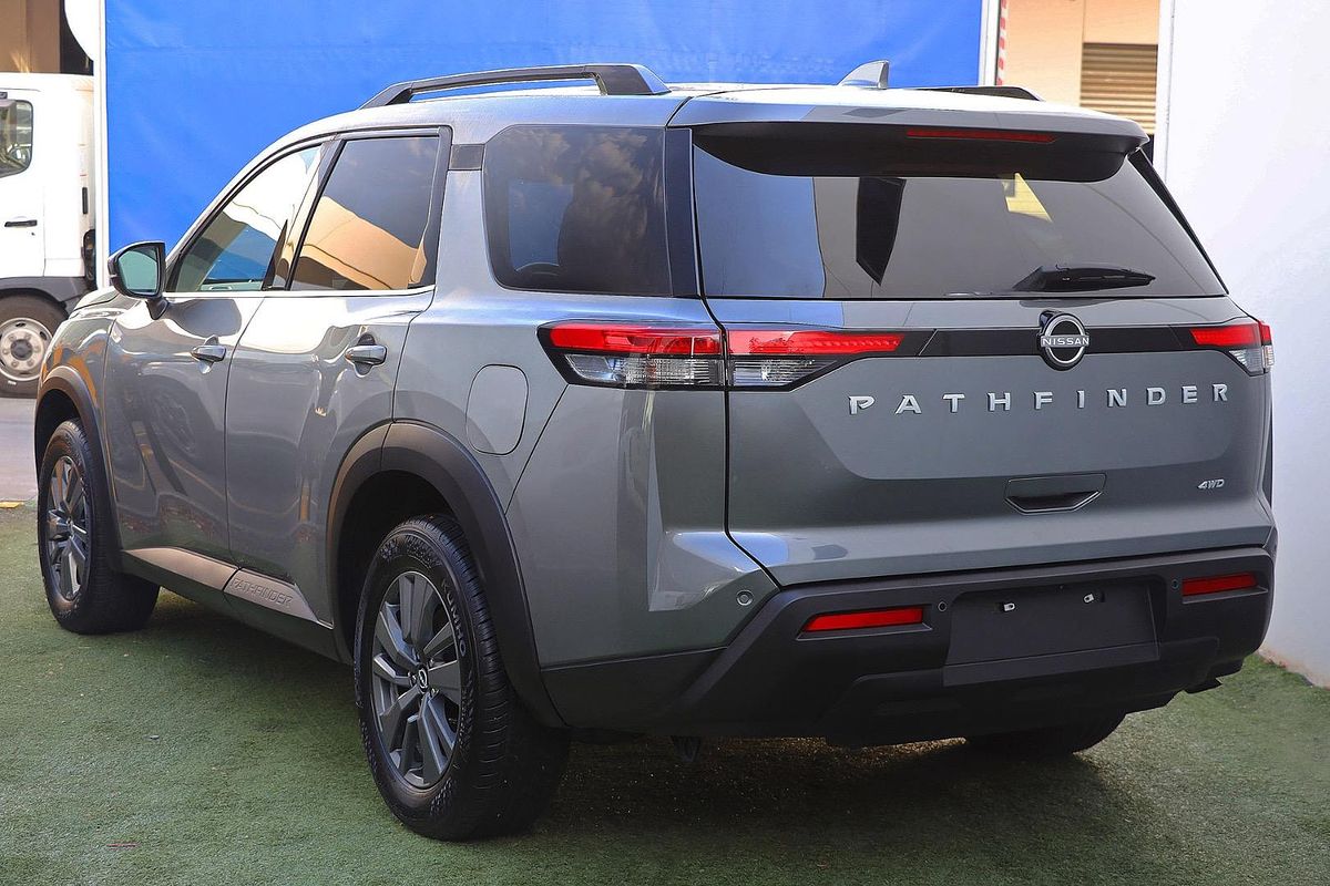 2024 Nissan Pathfinder ST-L R53