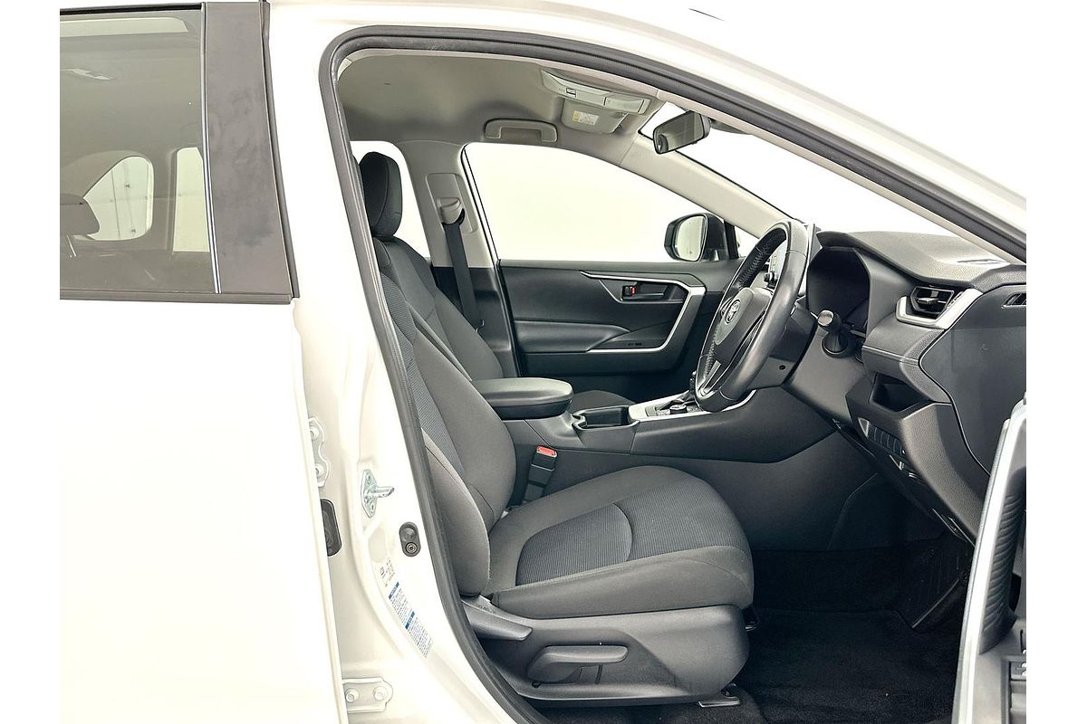 2020 Toyota RAV4 GX AXAH54R