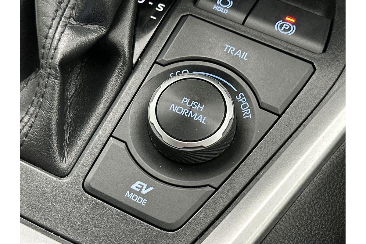 2020 Toyota RAV4 GX AXAH54R