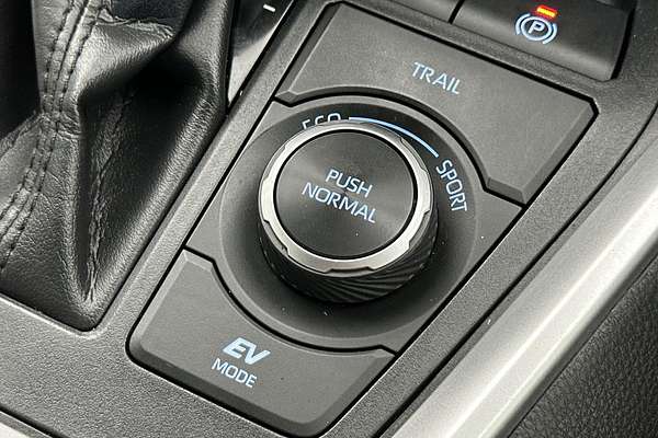 2020 Toyota RAV4 GX AXAH54R