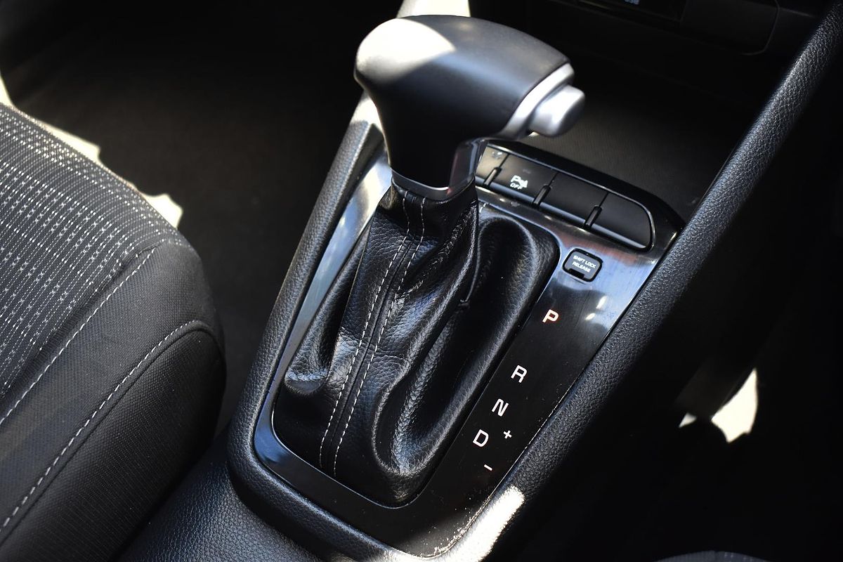 2022 Kia Stonic Sport YB