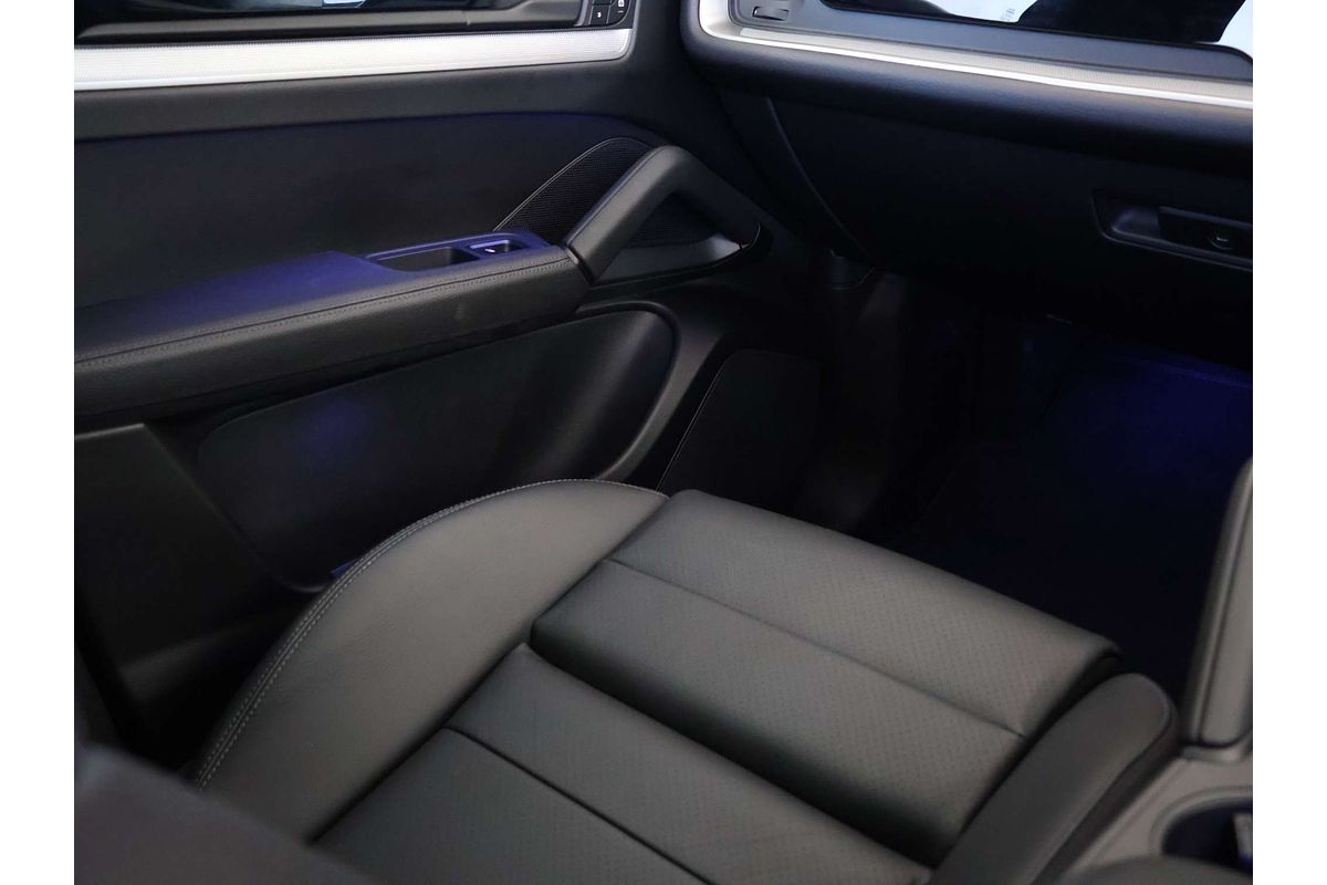 2023 Porsche Cayenne 9YA II