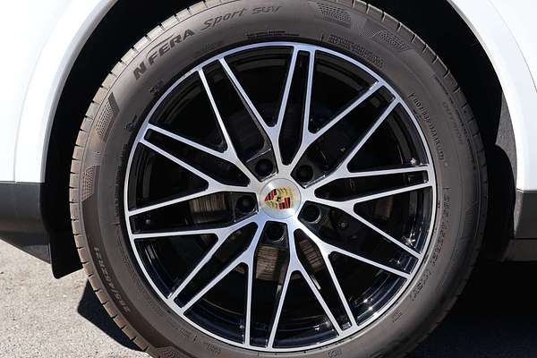 2023 Porsche Cayenne 9YA II