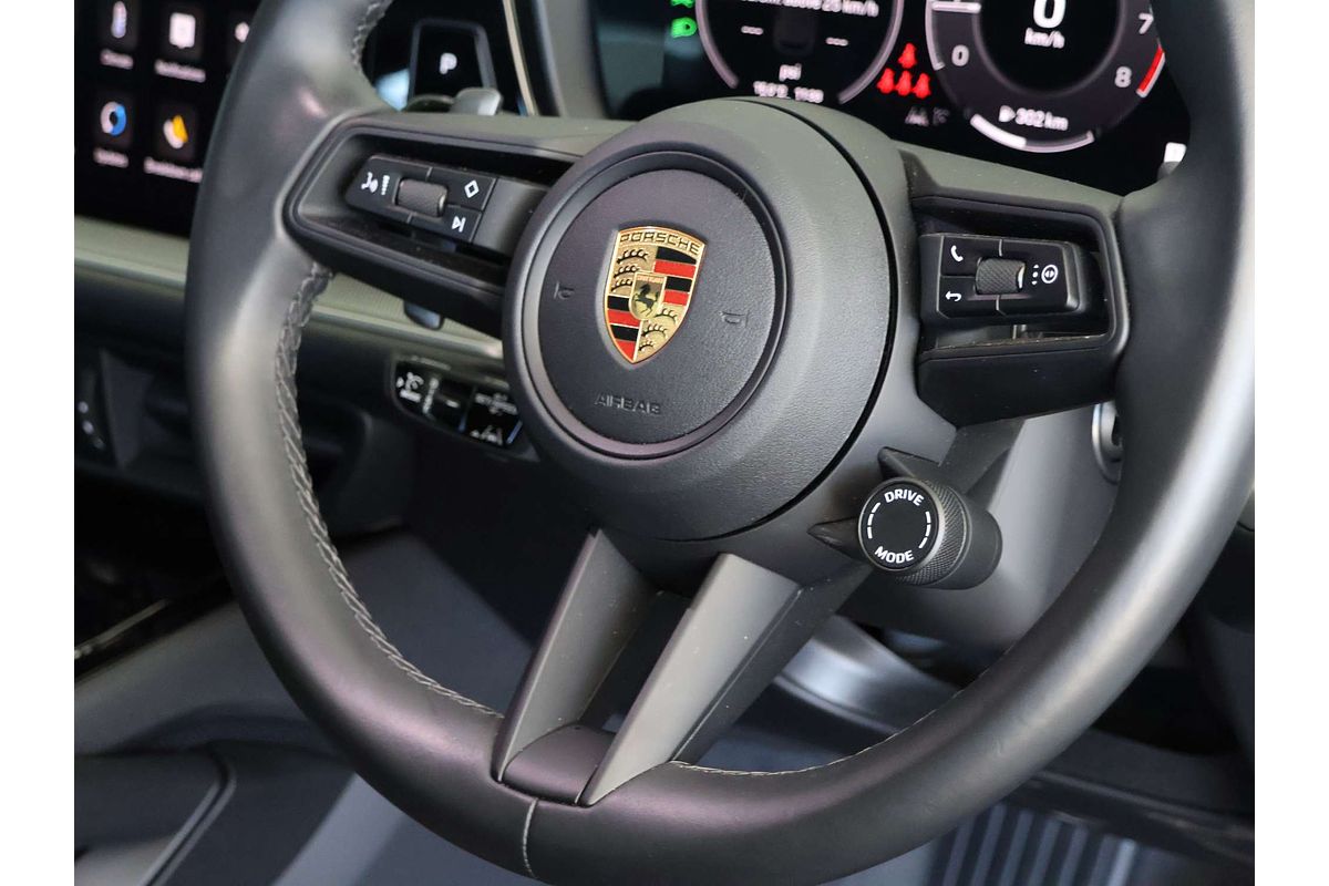 2023 Porsche Cayenne 9YA II