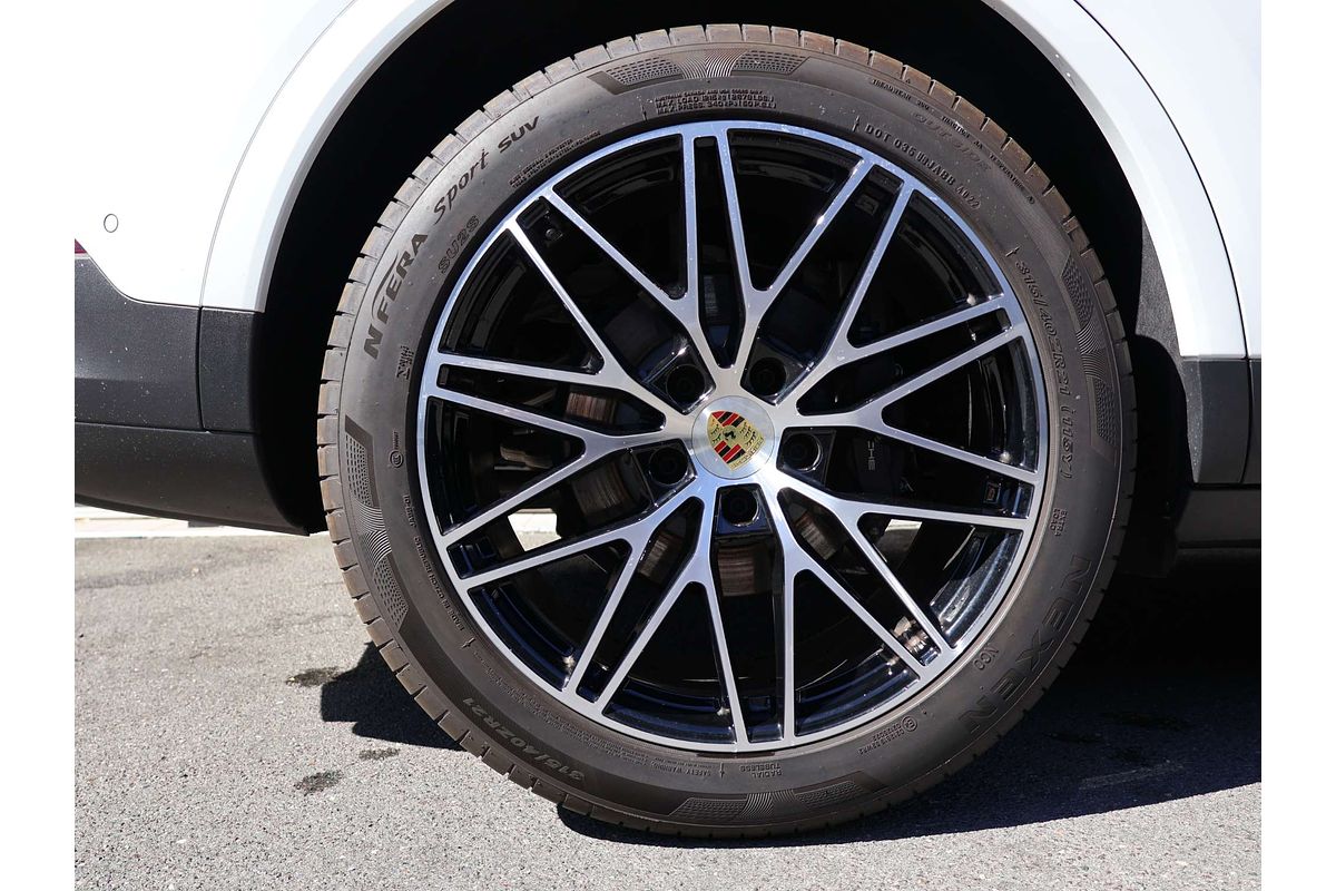 2023 Porsche Cayenne 9YA II