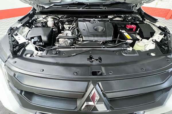 2019 Mitsubishi Triton GLX MR 4X4