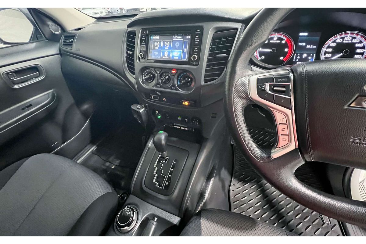 2019 Mitsubishi Triton GLX MR 4X4